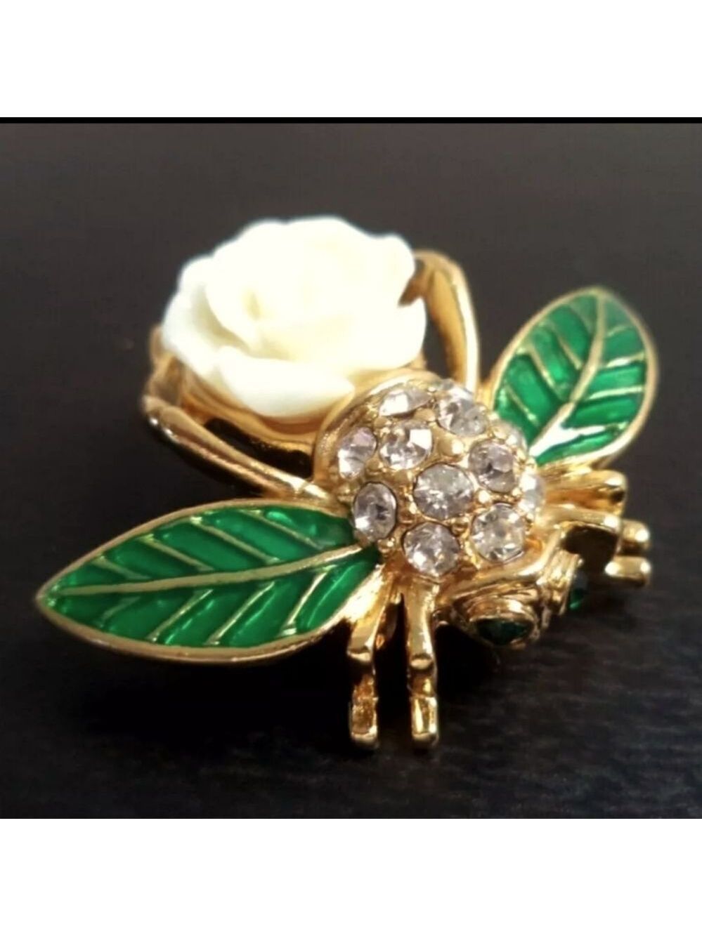 *RARE* STUNNING VINTAGE ESTATE SIGNED JOAN RIVERS BEE INSECT 1 1/8" BROOCH